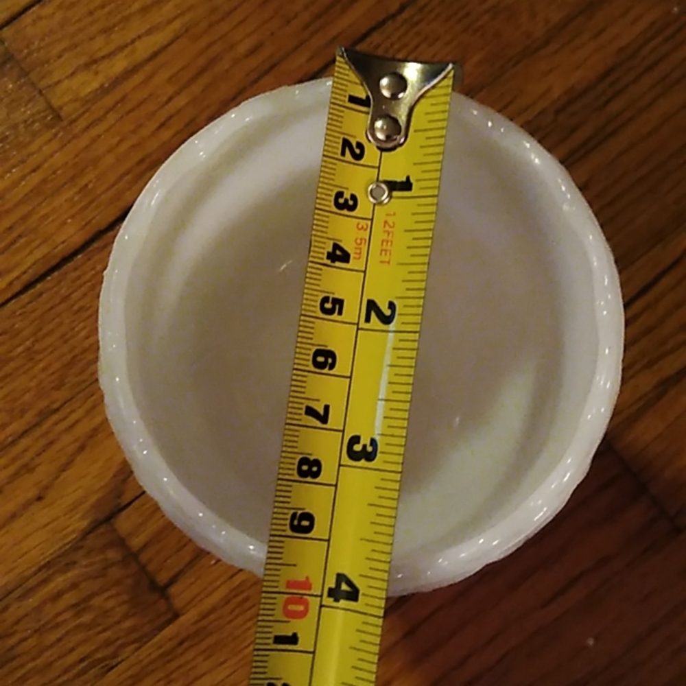 Vintage milk glass goblet EUC - Picture 5 of 7